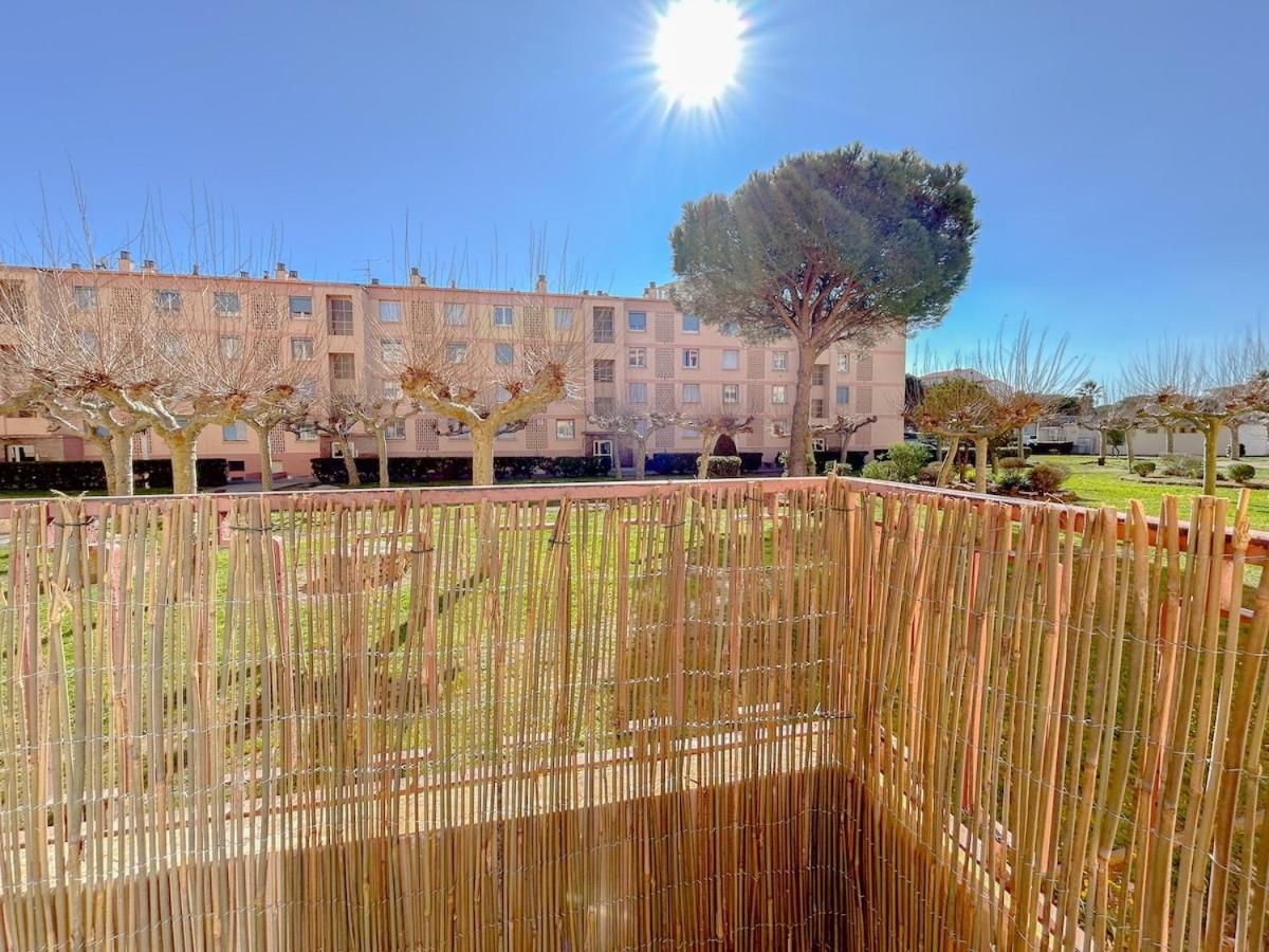 3 Avec Terrasse Et Parking A Appartement *